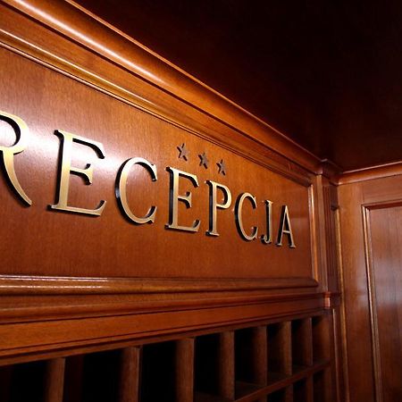 Hotel Плоцк Екстериор снимка