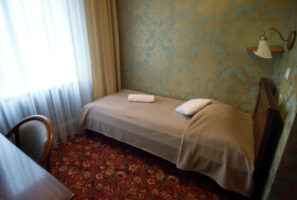 Hotel Плоцк Екстериор снимка