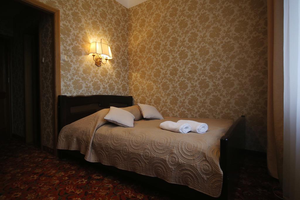 Hotel Плоцк Екстериор снимка