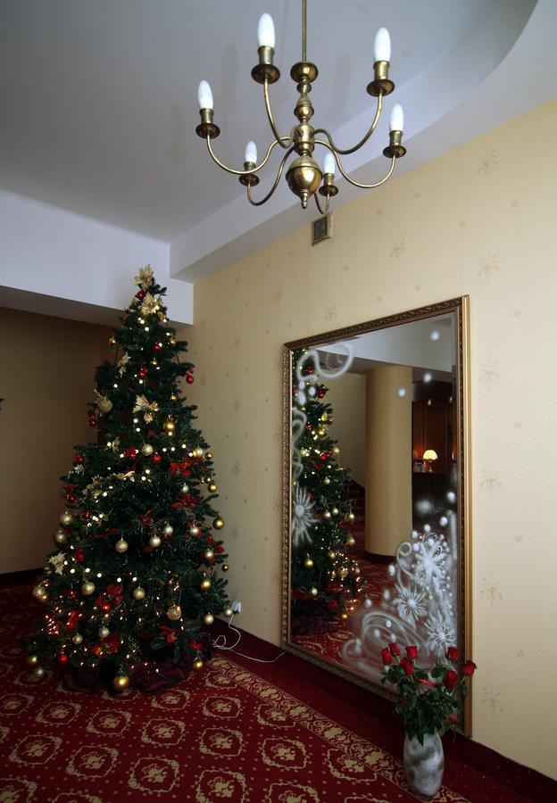 Hotel Плоцк Екстериор снимка